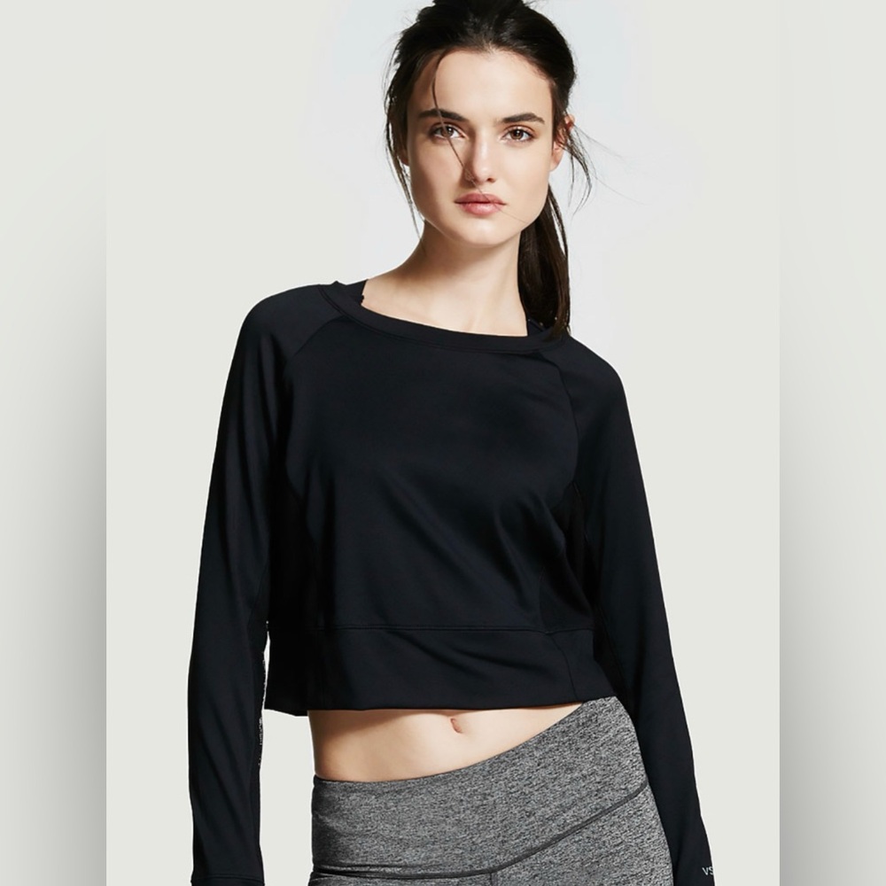 Athleta black top